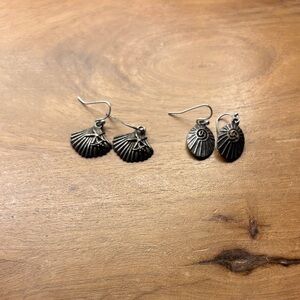Set of shell earring